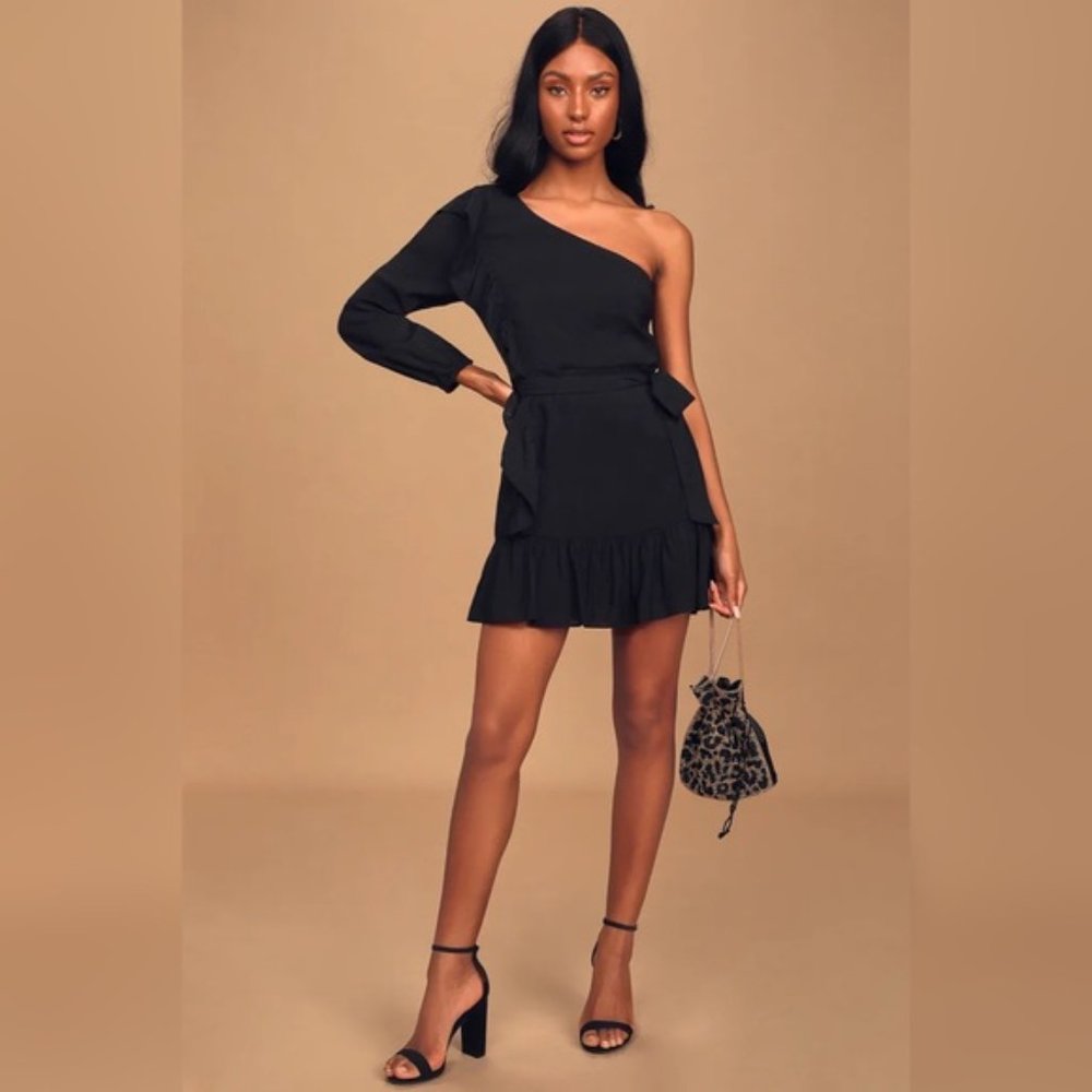 NWT Lulu's one shoulder black mini dress